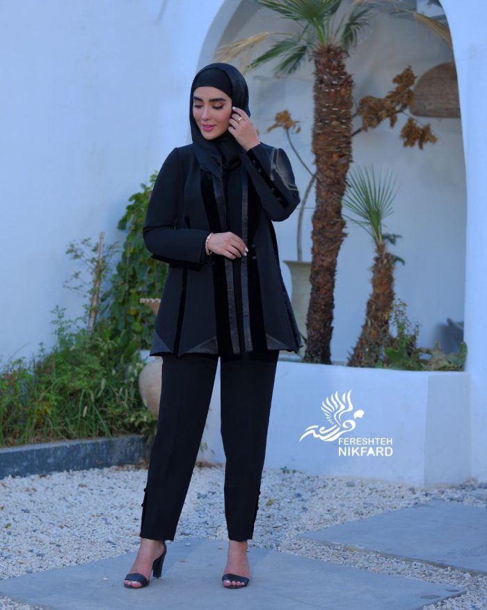 کت شلوار مونوکروم مشکی