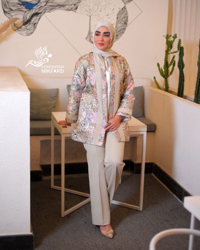 مانتو مهتاب